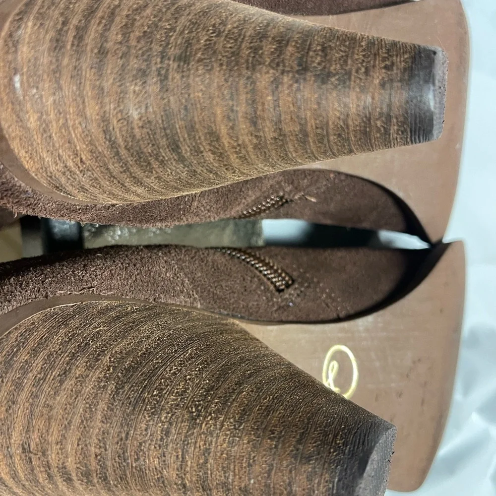 Reba Brown Leather Fringe Boots (All Leather Upper)Fringe on the side. - Picture 15 of 16